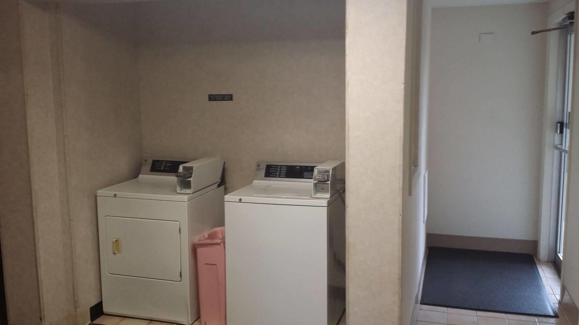 高山小屋及套房酒店 库克维尔 外观 照片